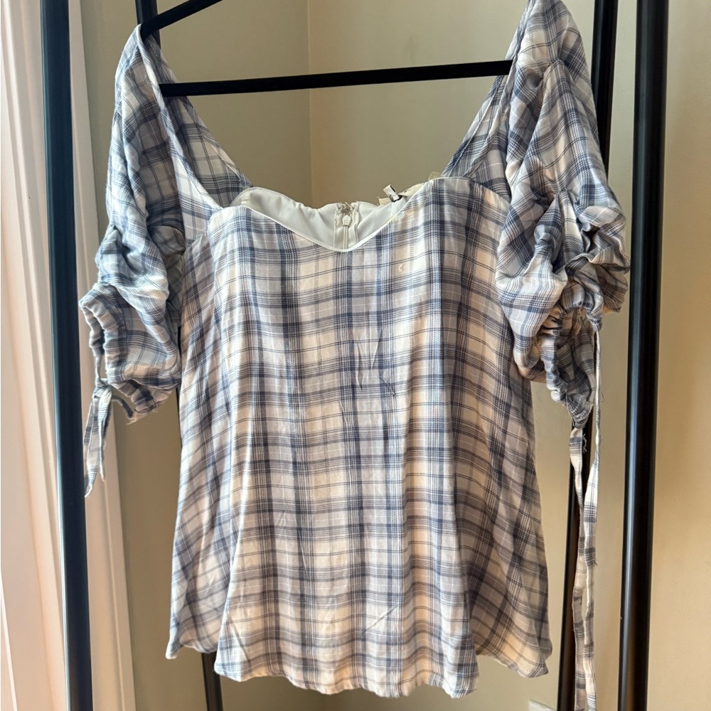 Francesca’s Plaid Puff Sleeve Top